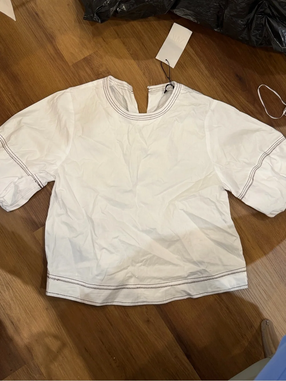 Zara White Puff Sleeve Blouse with Contrast Stitching